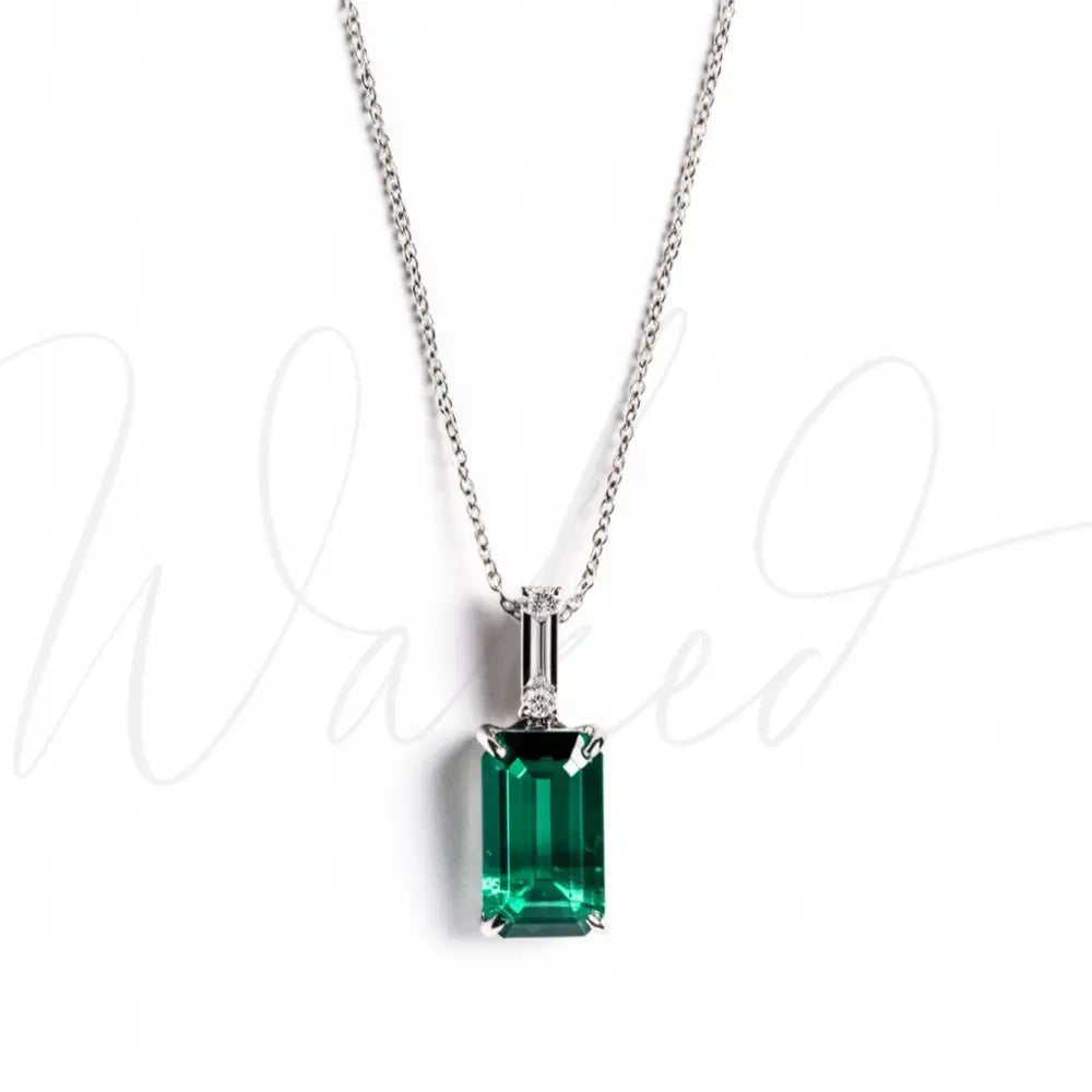 Regal Emerald Majesty Necklace